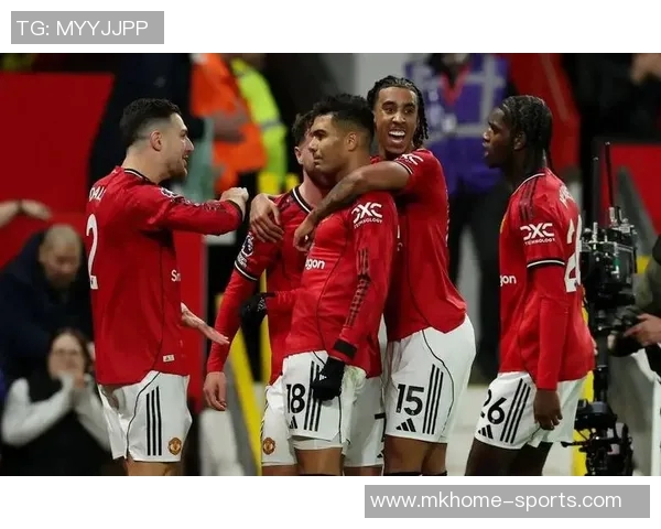 英超激战那不勒斯4-0马竞神奇扑救引发争议判罚全场沸腾