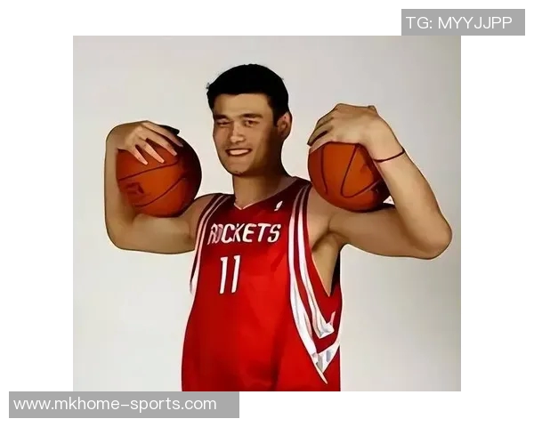 姚明他爹的篮球传奇与家庭故事：从父亲的支持到儿子的辉煌成就