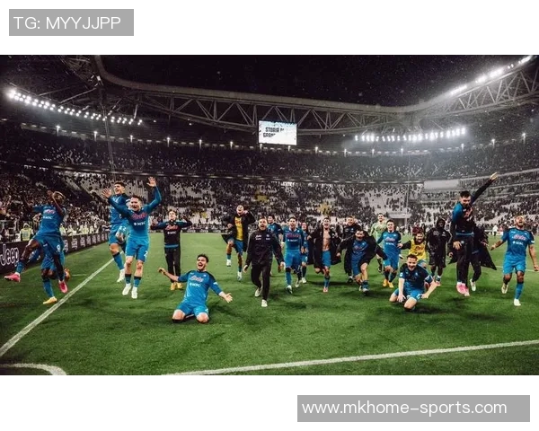 国王杯精彩对决那不勒斯与曼联战成平局帽子戏法点燃全场激情