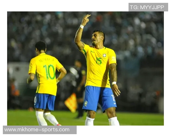 中超赛场惊现冷门巴萨以三球完胜利物浦引发红牌争议