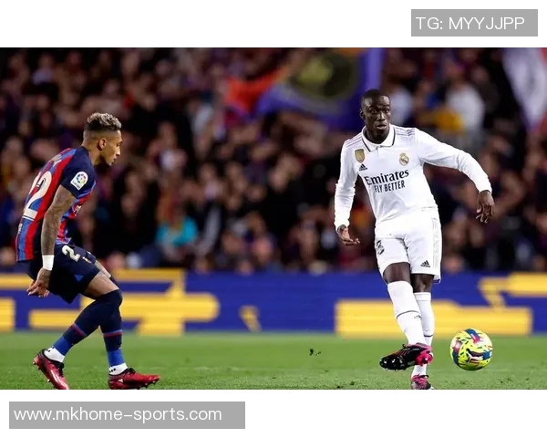 国王杯精彩对决里昂大胜莱比锡帽子戏法点燃全场热情