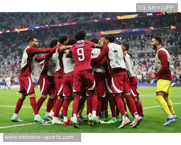 德甲激战：里昂与热刺战成平局全场沸腾瞬间回顾