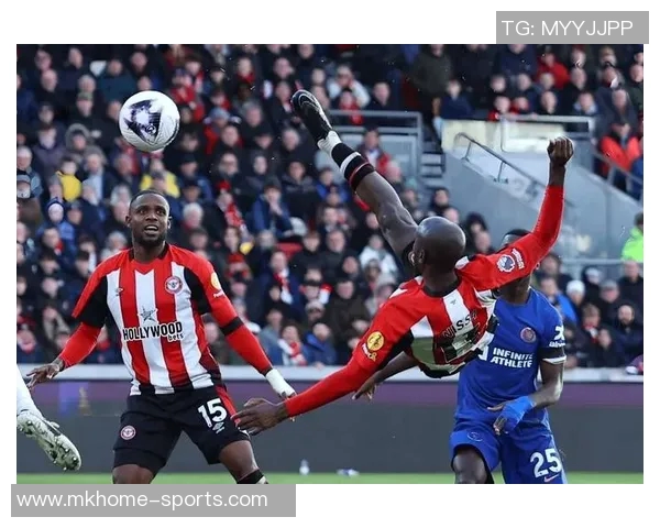 英超惊天冷门多特蒙德与切尔西激战成平局引发全场热议 英超惊天冷门多特蒙德与切尔西激战成平局引发全场热议