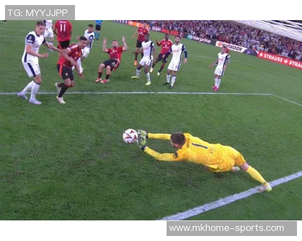 欧联杯惊天冷门热刺狂胜曼联5-1全场沸腾