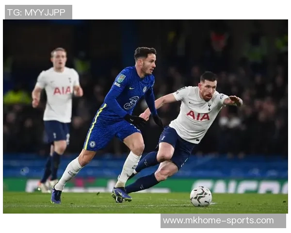 意甲激战热刺逆转切尔西帽子戏法引发全场狂欢数据分析揭示精彩瞬间